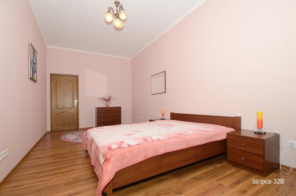 Apartments In The Center Of Pechersk Kiew Exterior foto